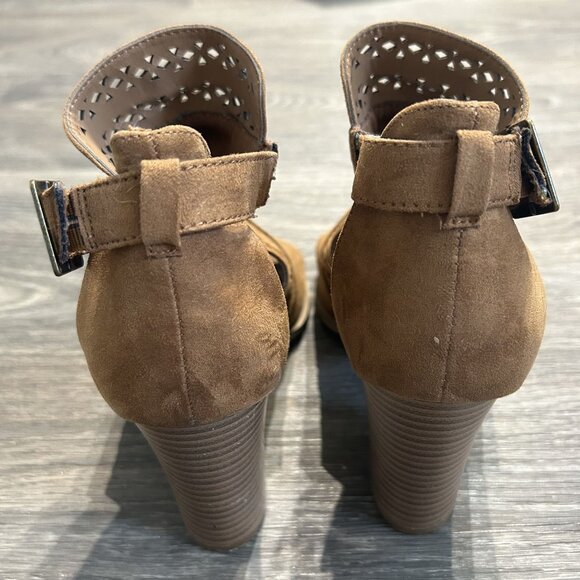 American Eagle Open Toe Block Heels Size 7 Cut Out Buckled Booties Tan Brown - Picture 4 of 10